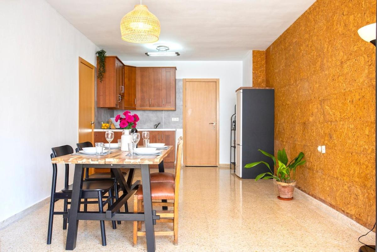 -Malagasunapts- West Beach Malaga Seafood & Relax Eksteriør billede